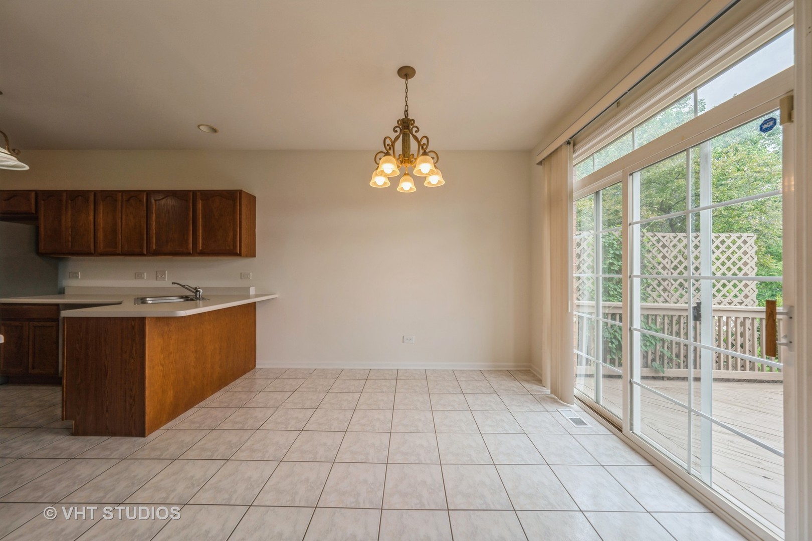 561 Goodwin Drive, Bolingbrook, IL 60440