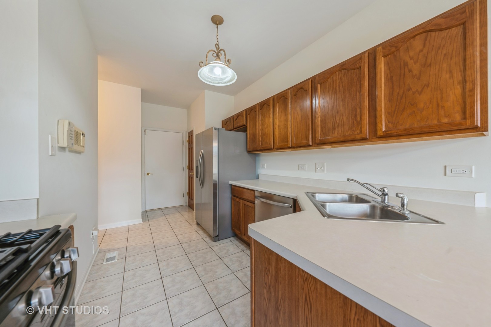 561 Goodwin Drive, Bolingbrook, IL 60440