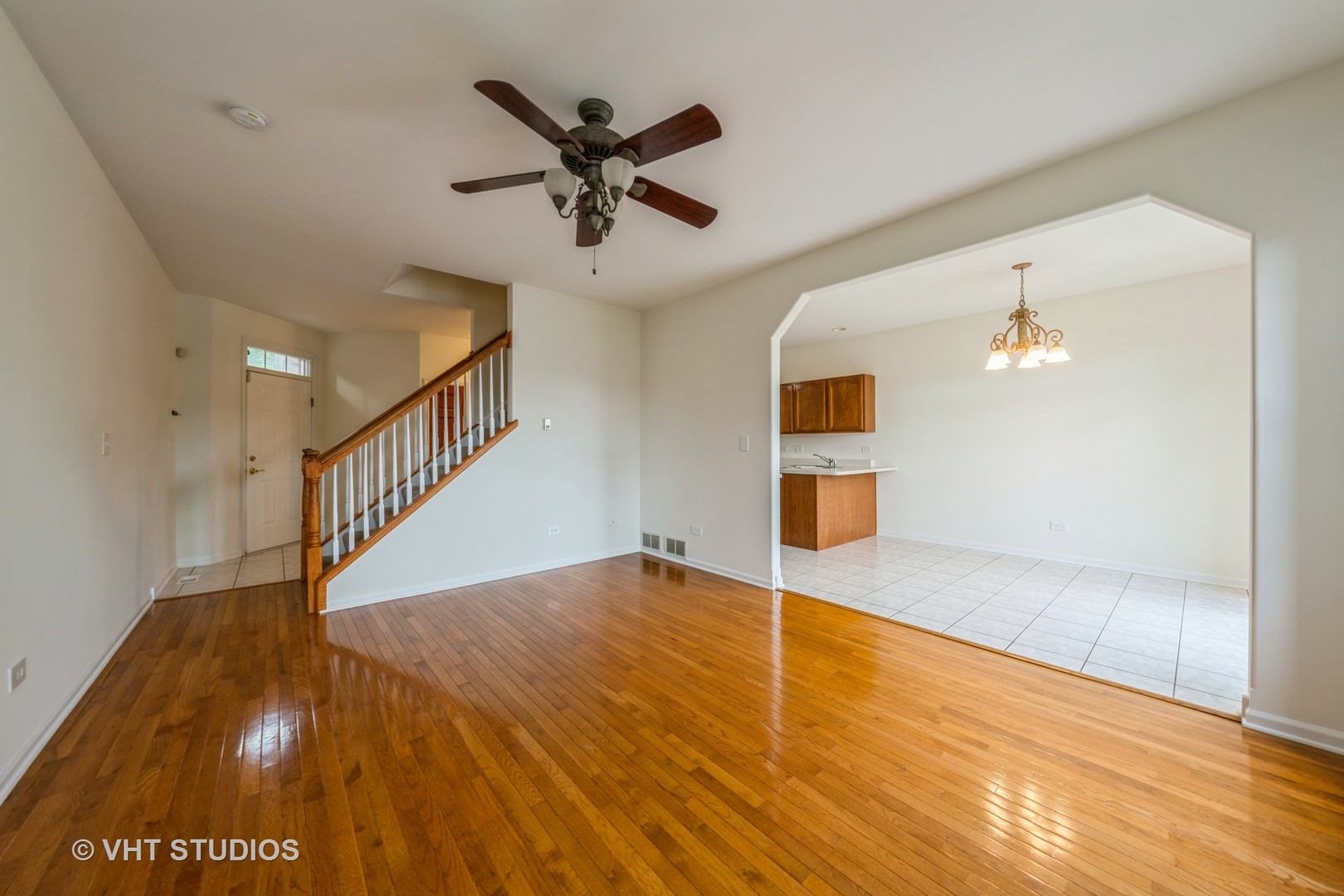 561 Goodwin Drive, Bolingbrook, IL 60440