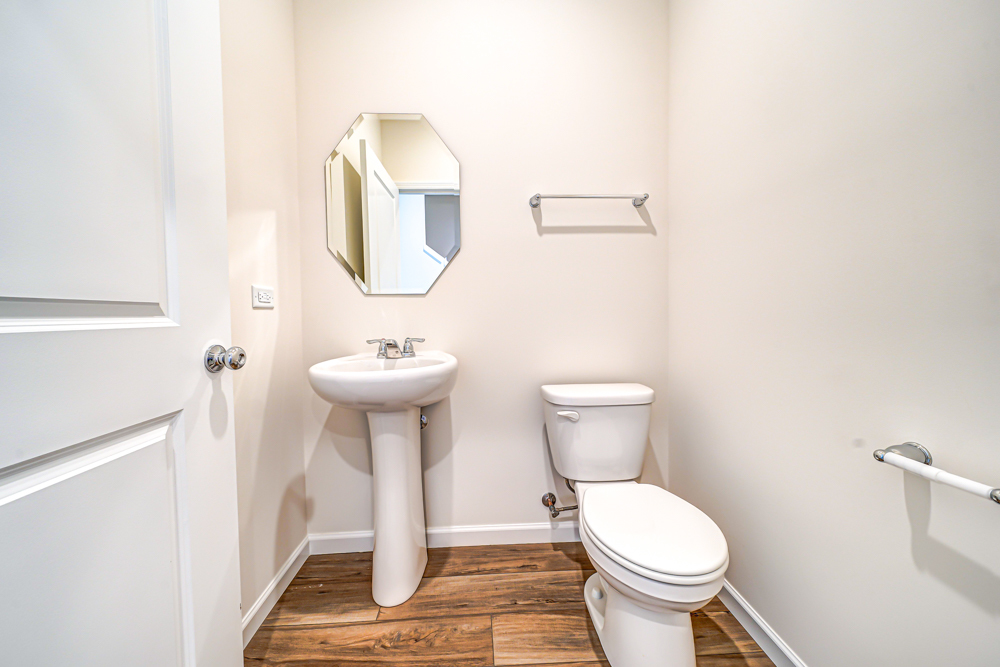 2283 Horseshoe Circle #10004, Naperville, IL 60564