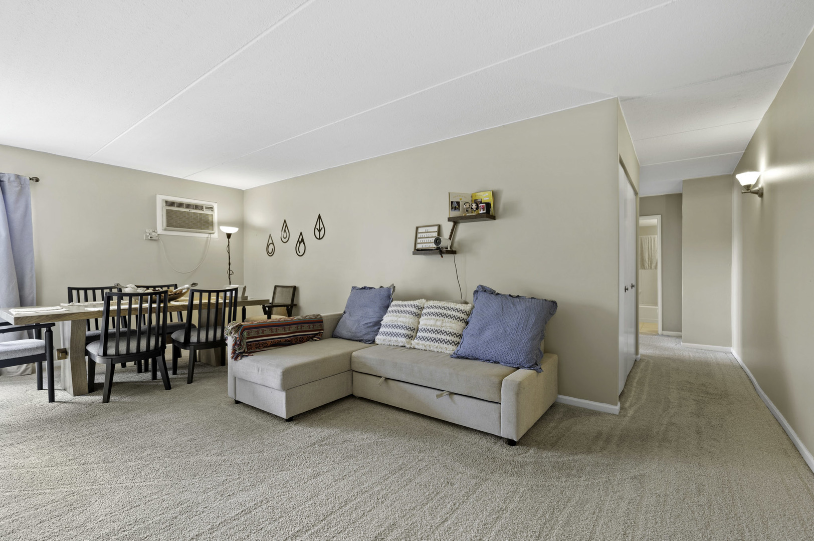 4420 W 111th Street #101, Oak Lawn, IL 60453