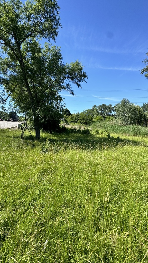 552 N Quentin Road, Palatine, IL 60067