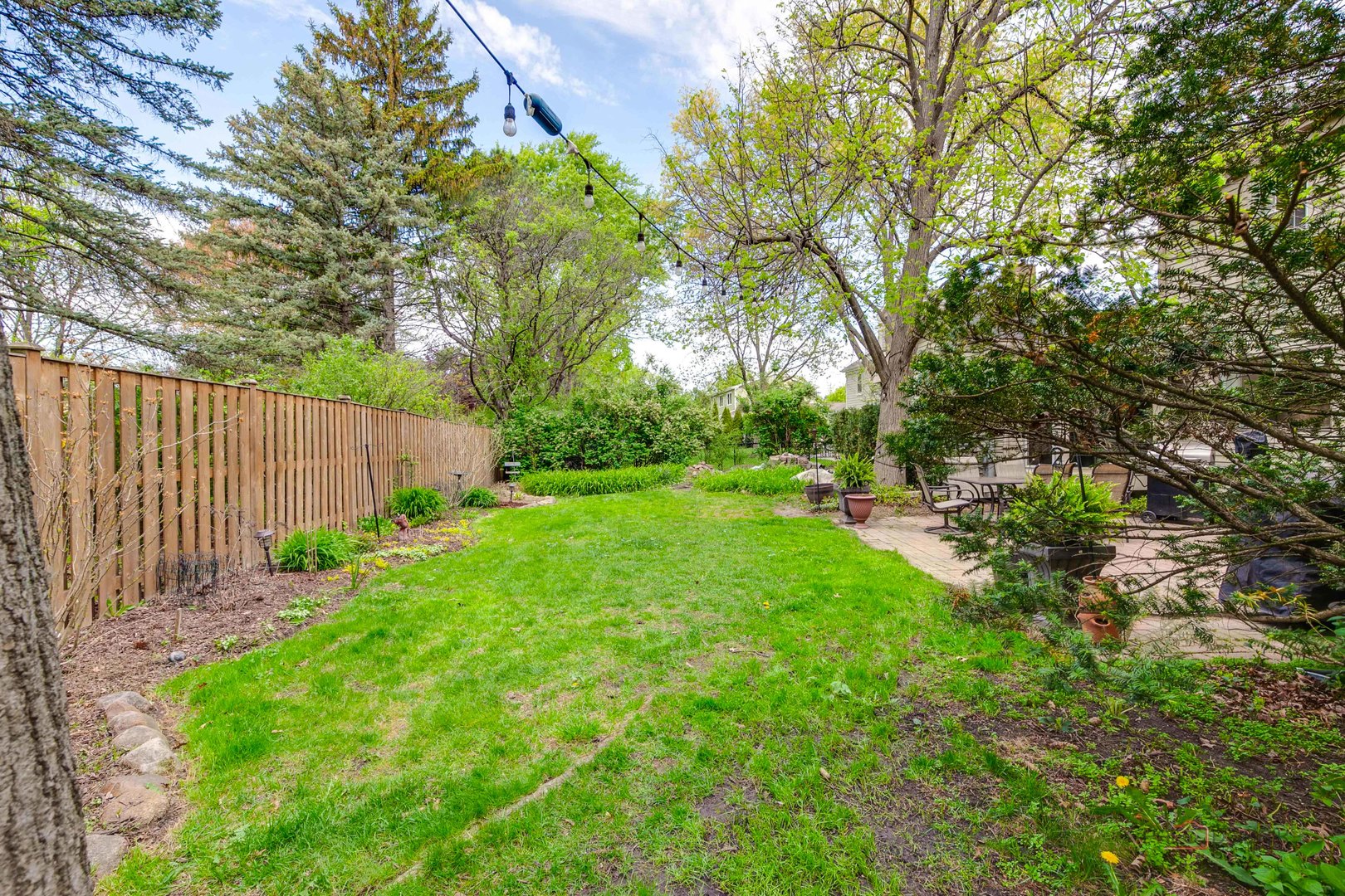 2951 Canterbury Drive, Northbrook, IL 60062