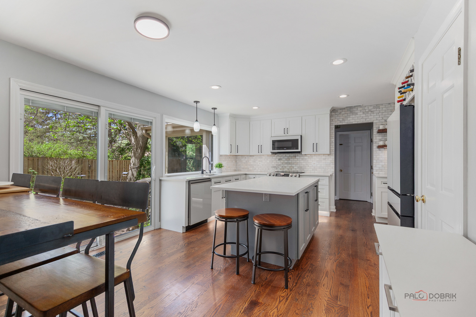 2951 Canterbury Drive, Northbrook, IL 60062