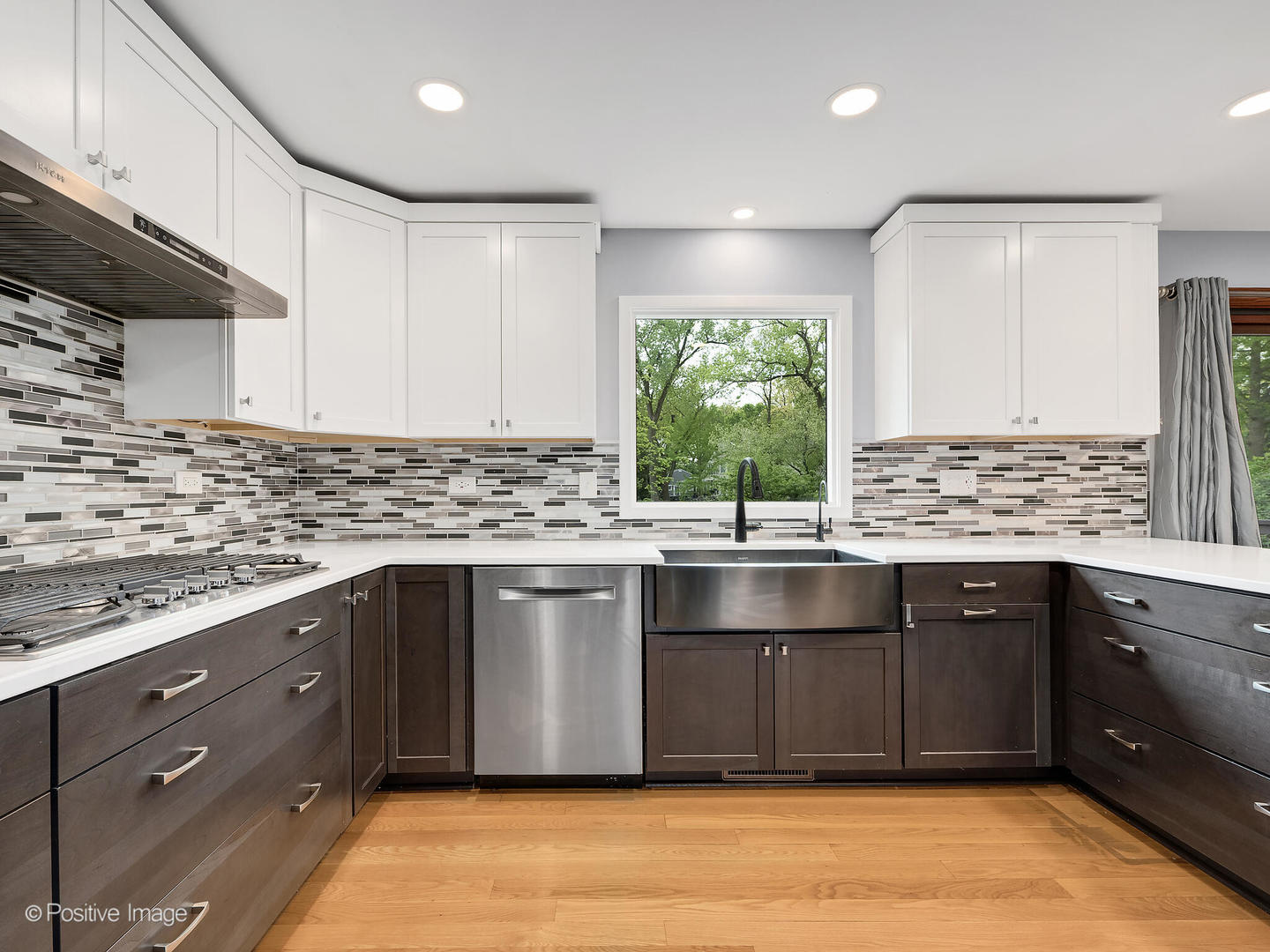 28W051 Timber Lane, West Chicago, IL 60185