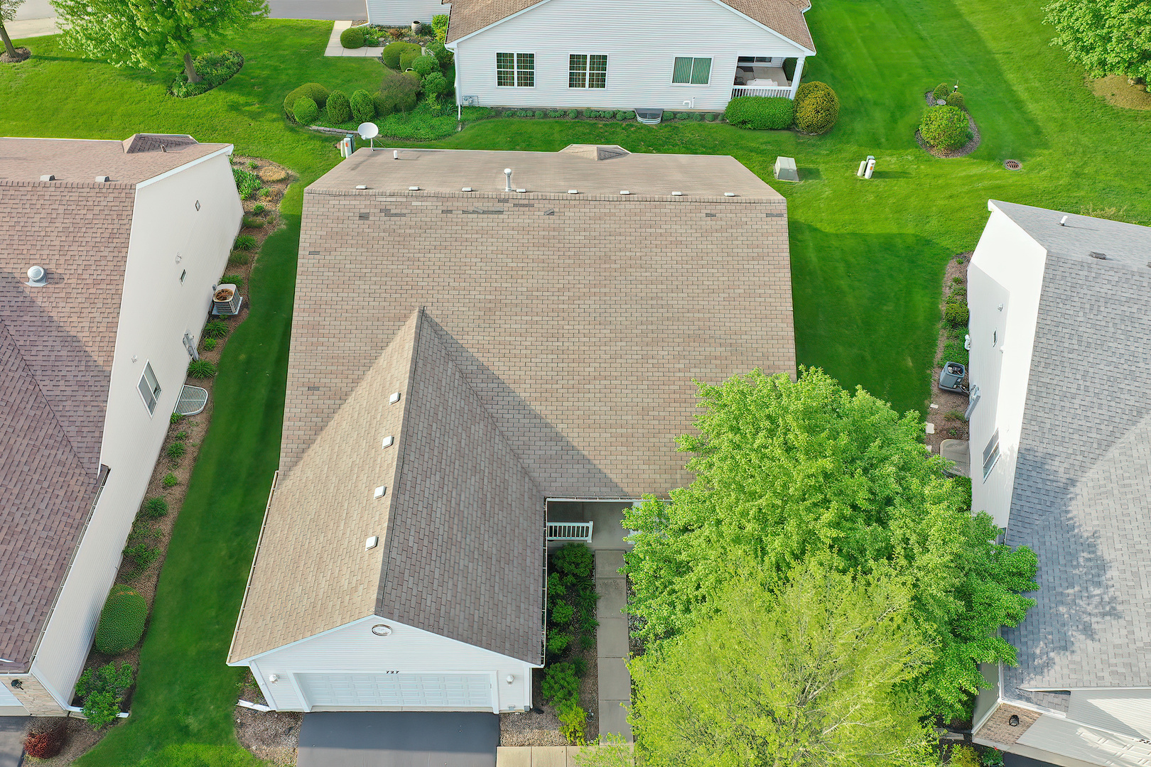 727 Pentwater Road, Romeoville, IL 60446