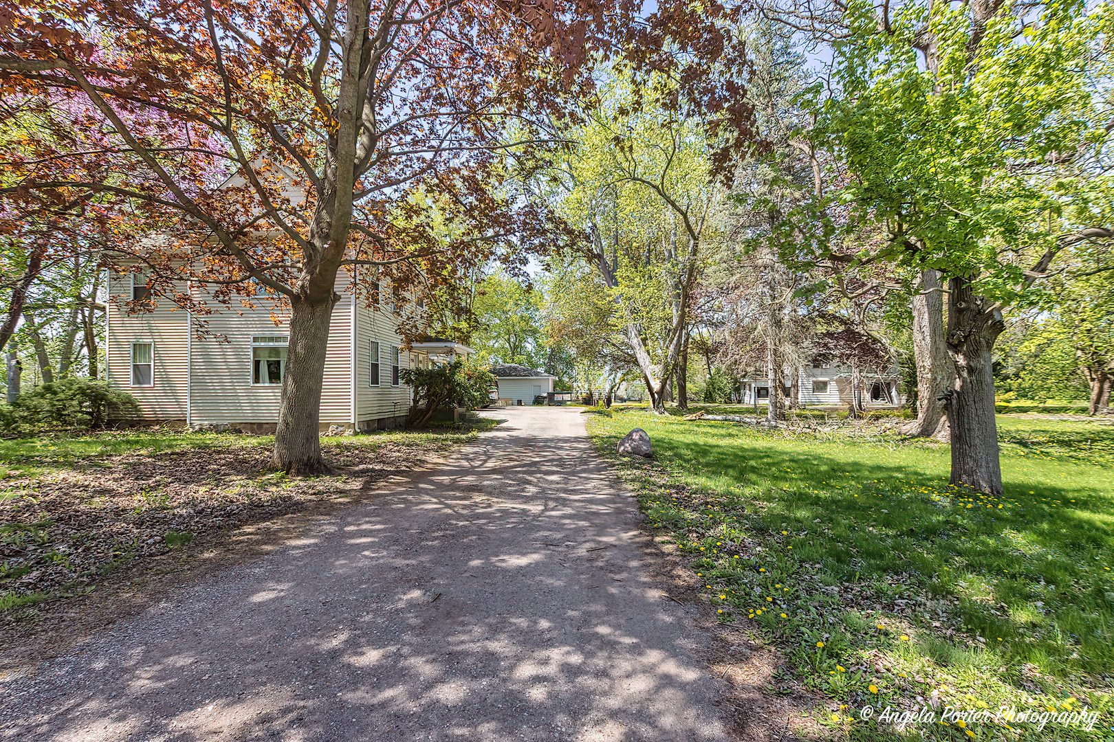 8305 N Solon Road, Richmond, IL 60071