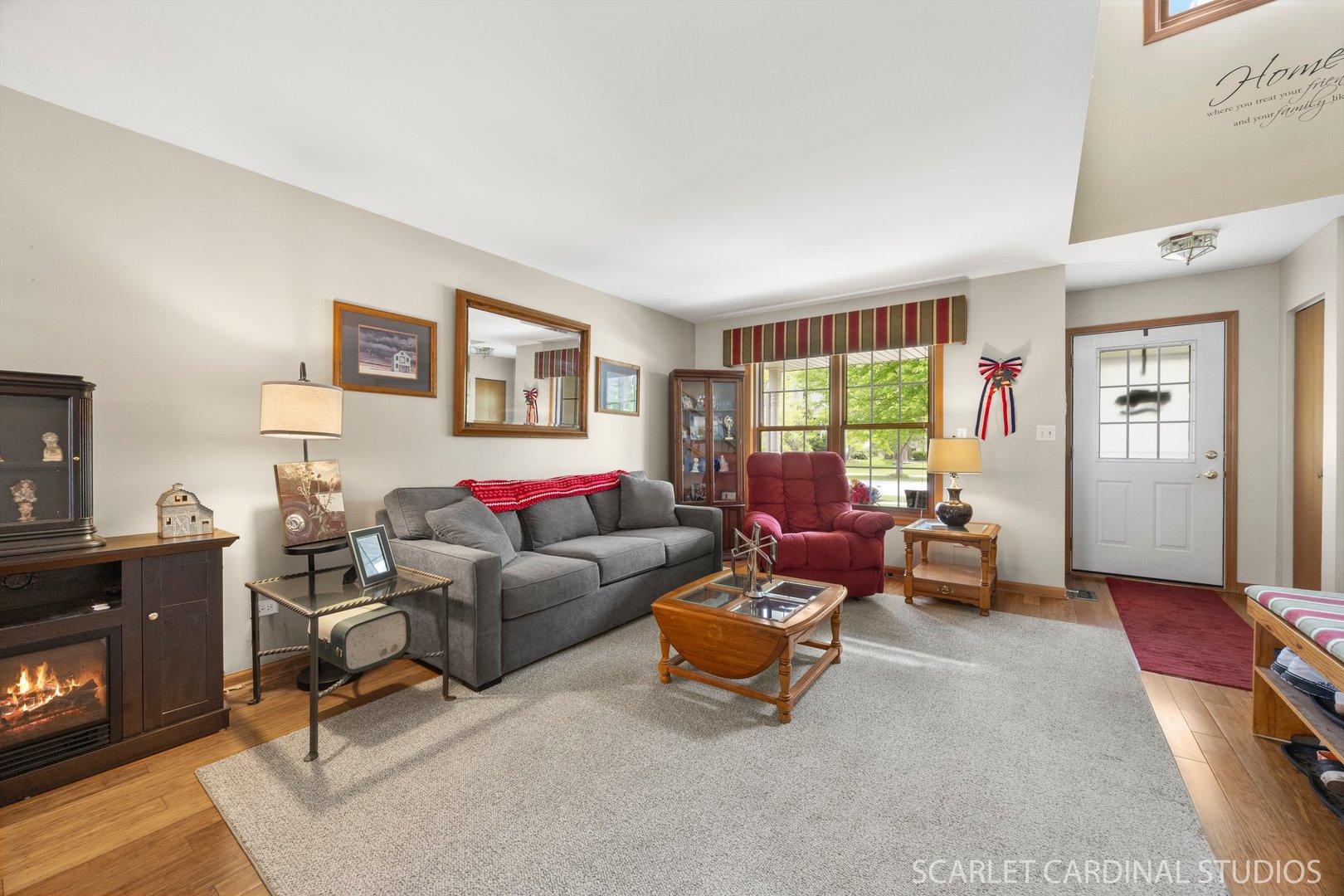 485 Mayfield Lane, Aurora, IL 60504