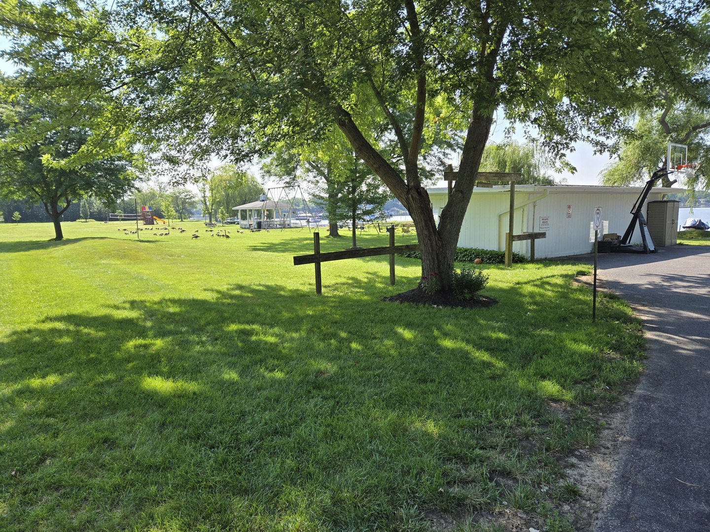 28069 N Lake Drive, Wauconda, IL 60084