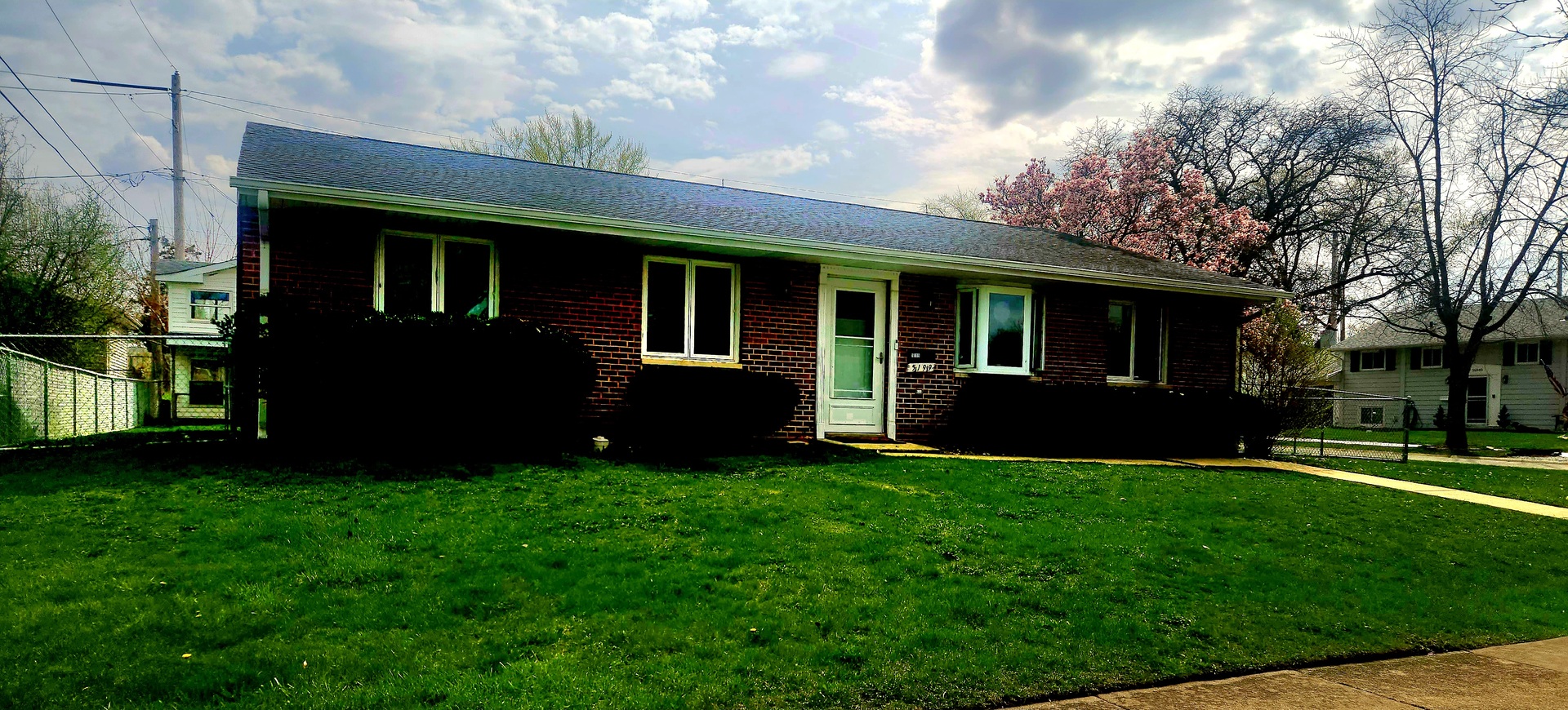 5199 Elmwood Road, Oak Forest, IL 60452