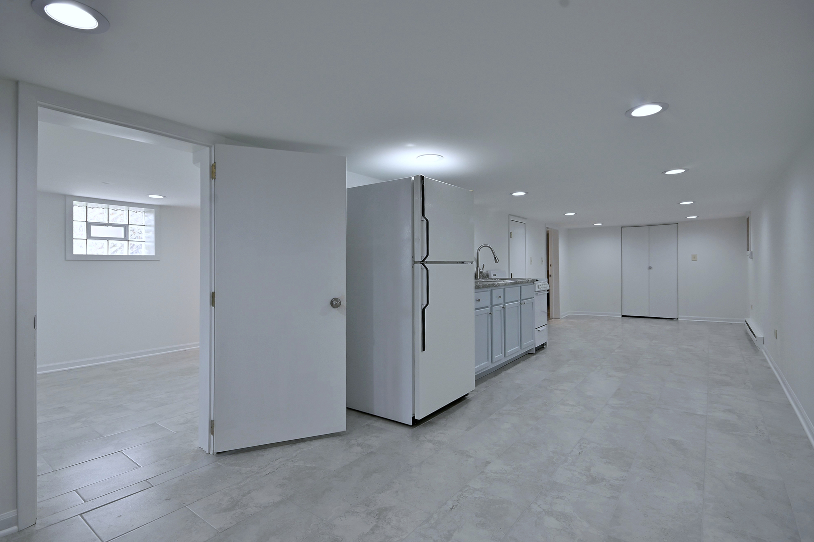 5104 N Austin Avenue, Chicago, IL 60630