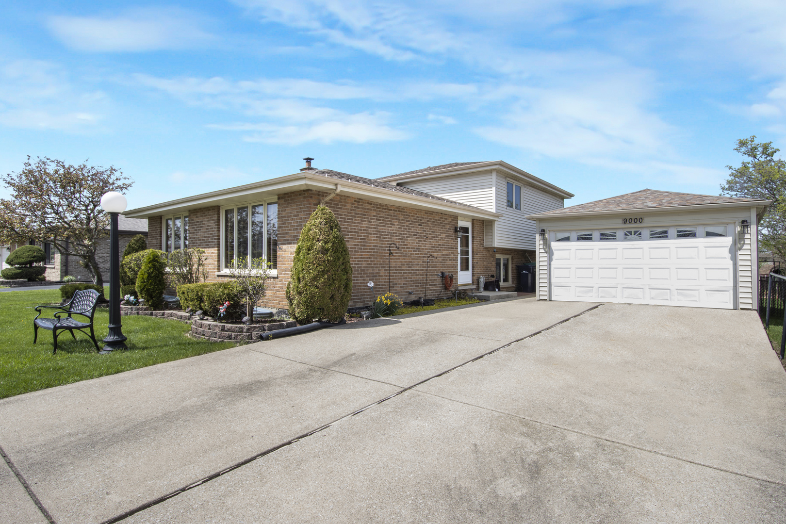 9000 Westwood Drive, Orland Hills, IL 60487