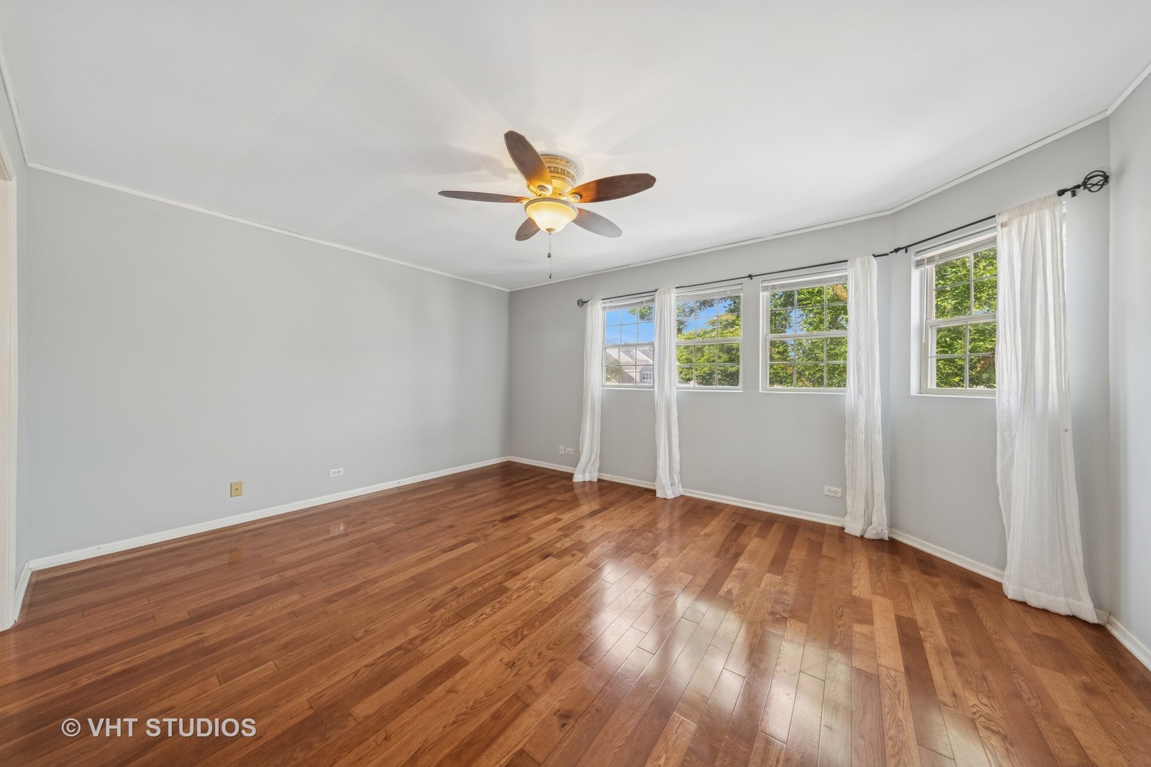 384 Waterford Court #384, Carol Stream, IL 60188