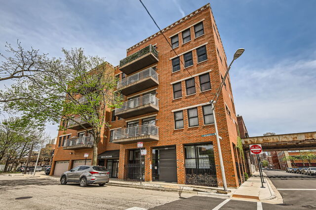 1405 N Orleans Street #5N, Chicago, IL 60610