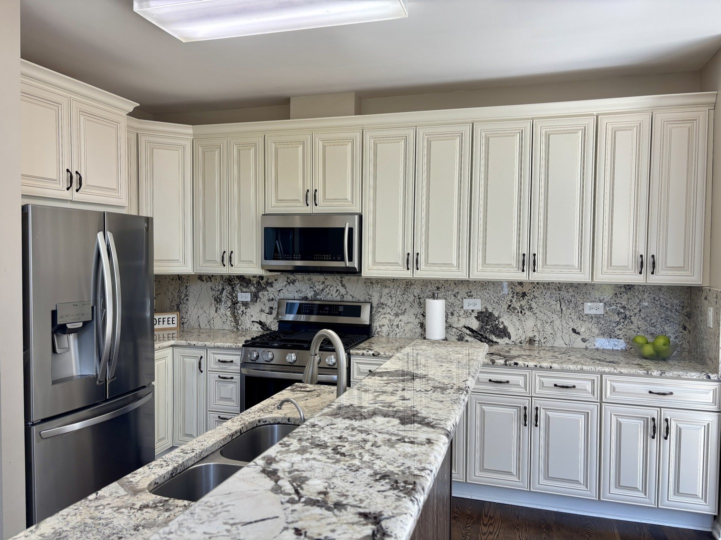 1575 Sage Court, Gurnee, IL 60031