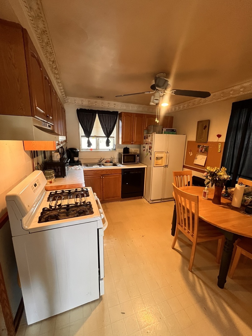 Homewood, IL 60430