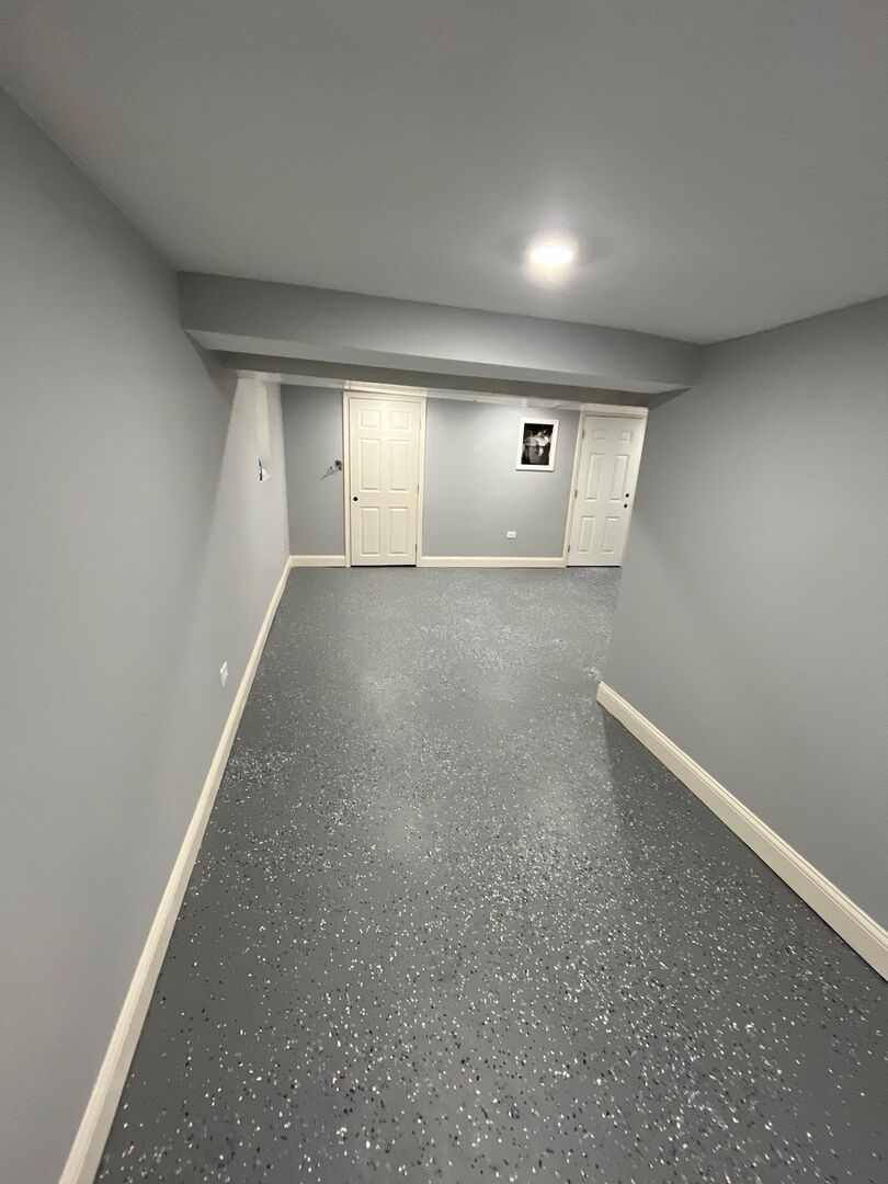 7438 S Champlain Avenue, Chicago, IL 60619