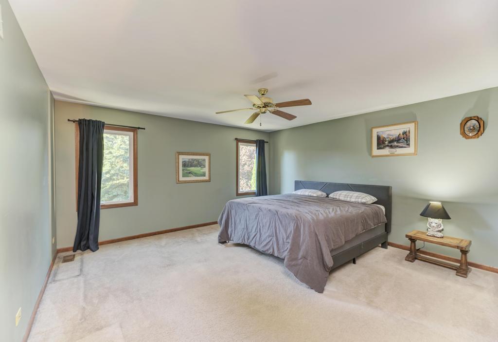 2210 Periwinkle Lane, Algonquin, IL 60102