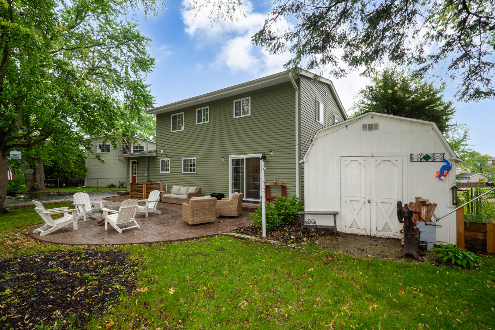 18450 W Streamwood Court, Gurnee, IL 60031