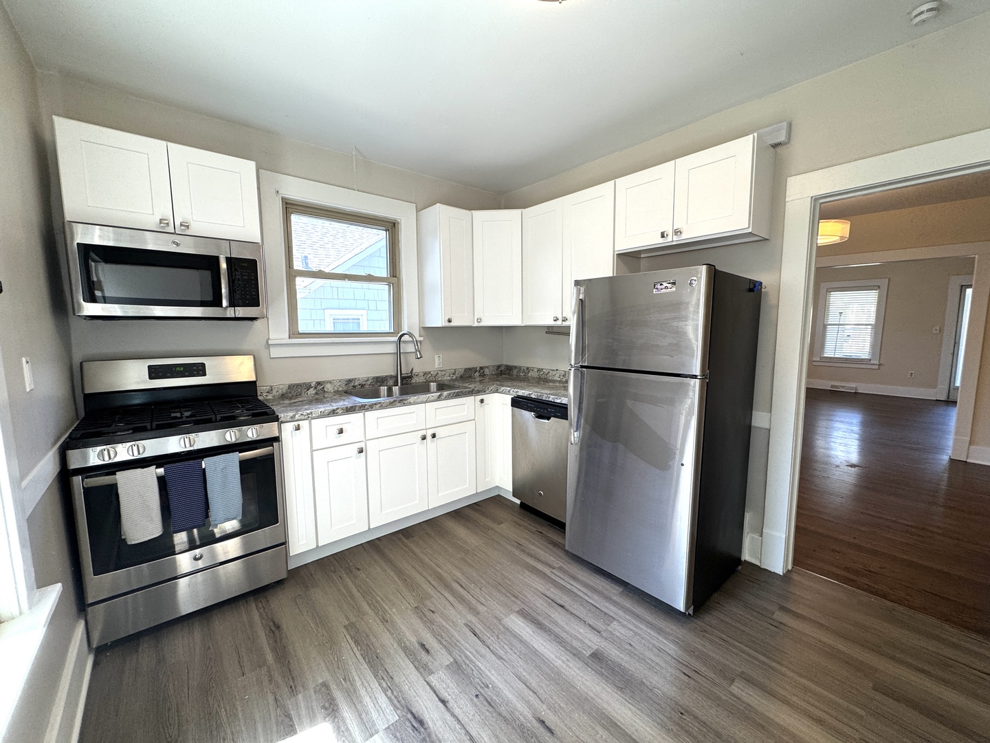 3 Burtis Avenue, Highwood, IL 60040