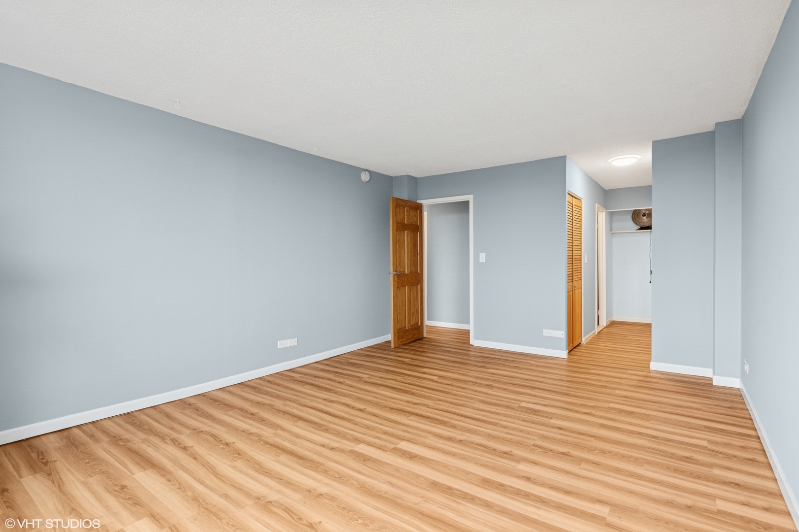 2200 S Stewart Avenue #4A, Lombard, IL 60148