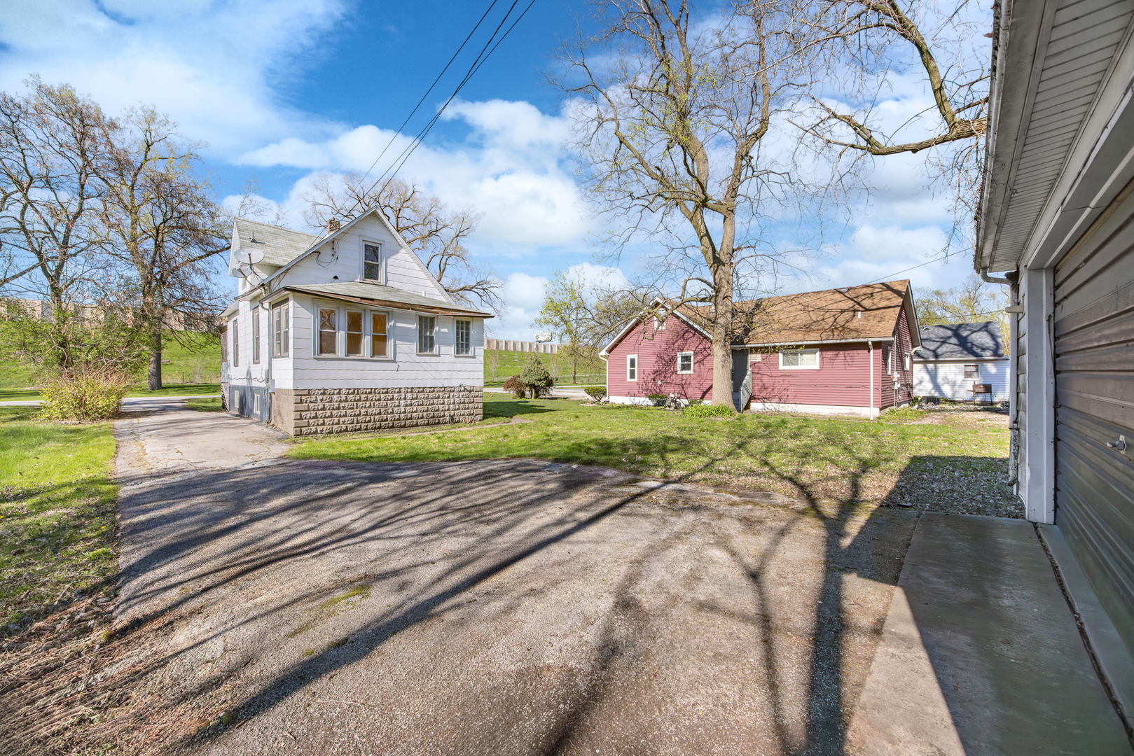 1311 W 172nd. Street, East Hazel Crest, IL 60429