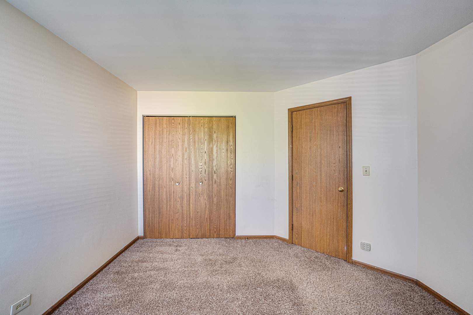 1640 HILTON HEAD Drive, Naperville, IL 60563