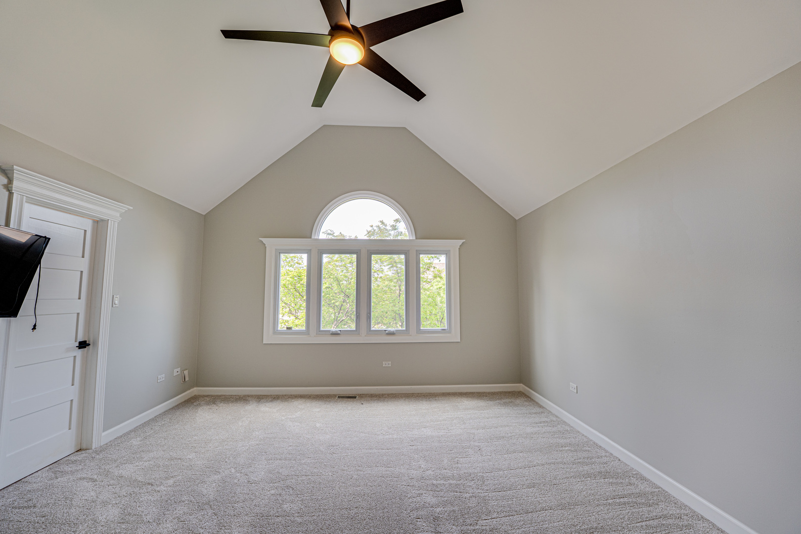 1565 WINBERIE Court, Naperville, IL 60564