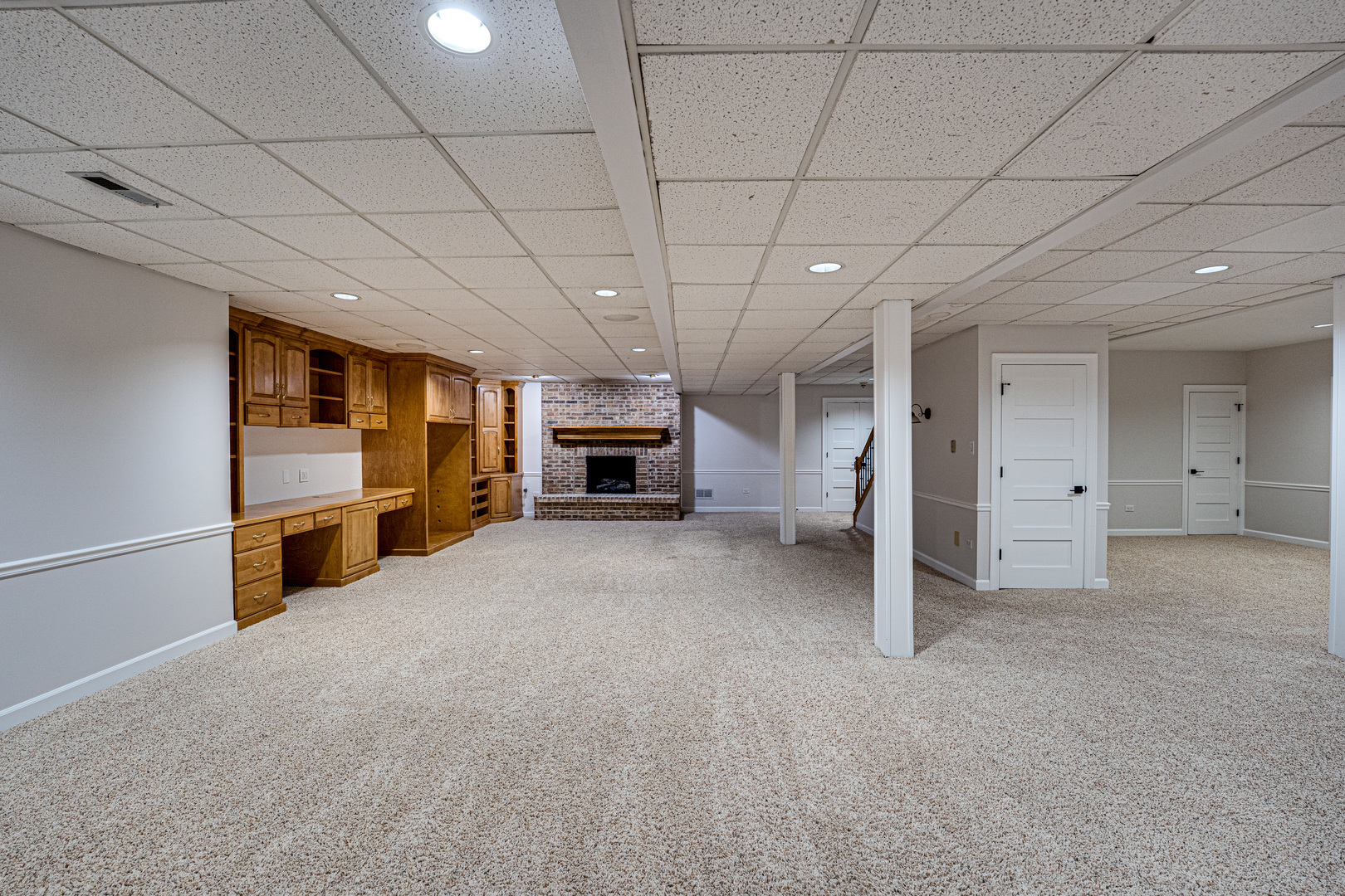 1565 WINBERIE Court, Naperville, IL 60564