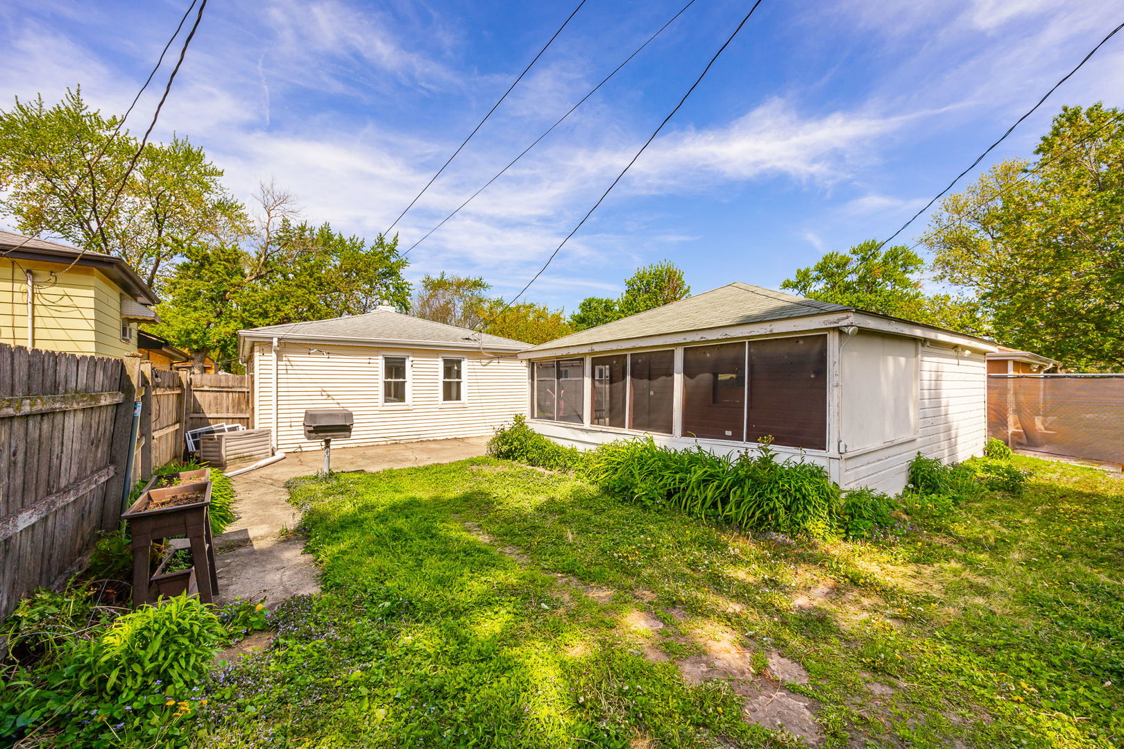 8605 Long Avenue, Burbank, IL 60459