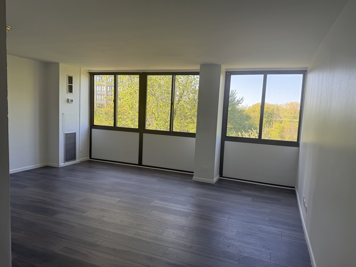 4850 S Lake Park Avenue #410, Chicago, IL 60615