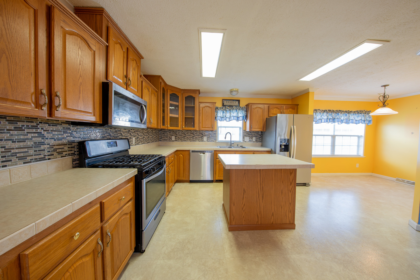 235 Poppy Lane, Matteson, IL 60443