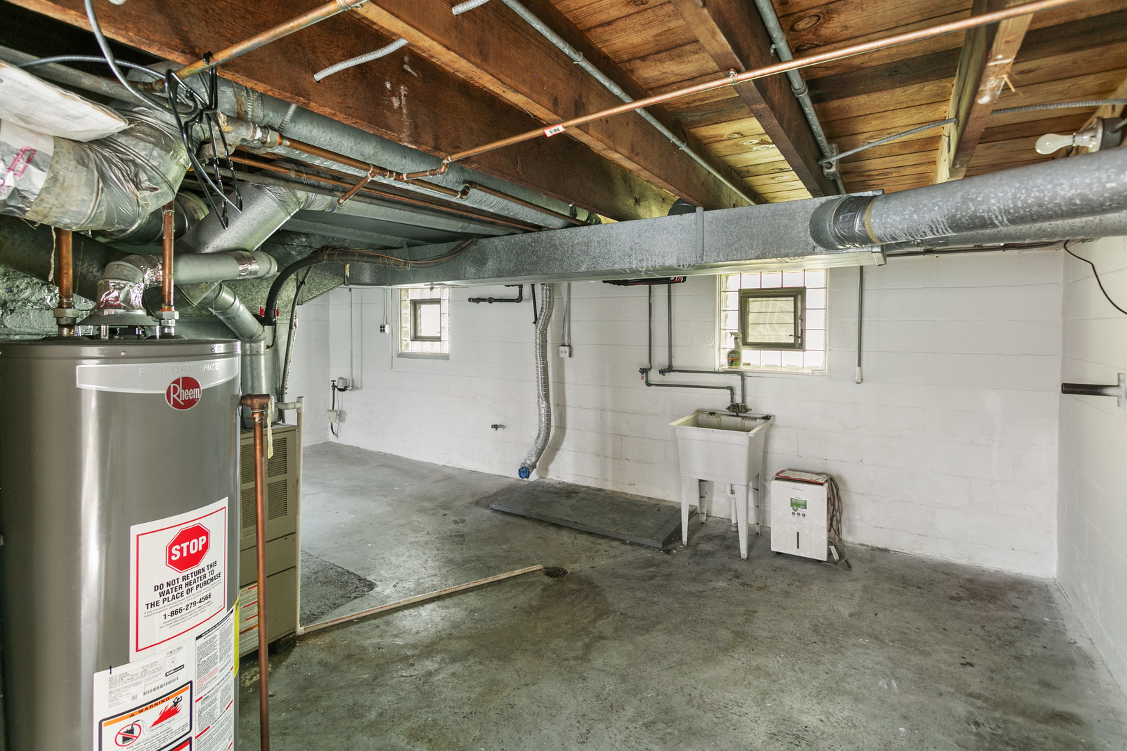16118 Woodlawn West Avenue, South Holland, IL 60473