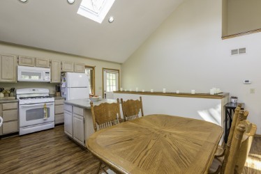 9701 W 17th Street, Zion, IL 60099