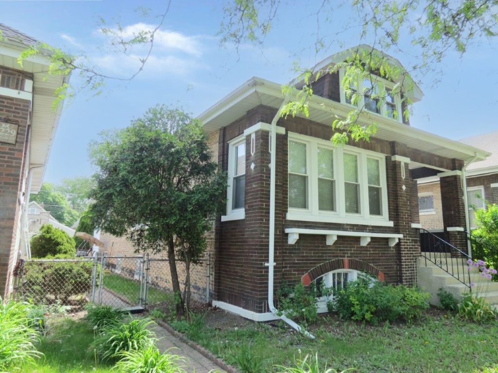 1231 Ridgeland Avenue, Berwyn, IL 60402