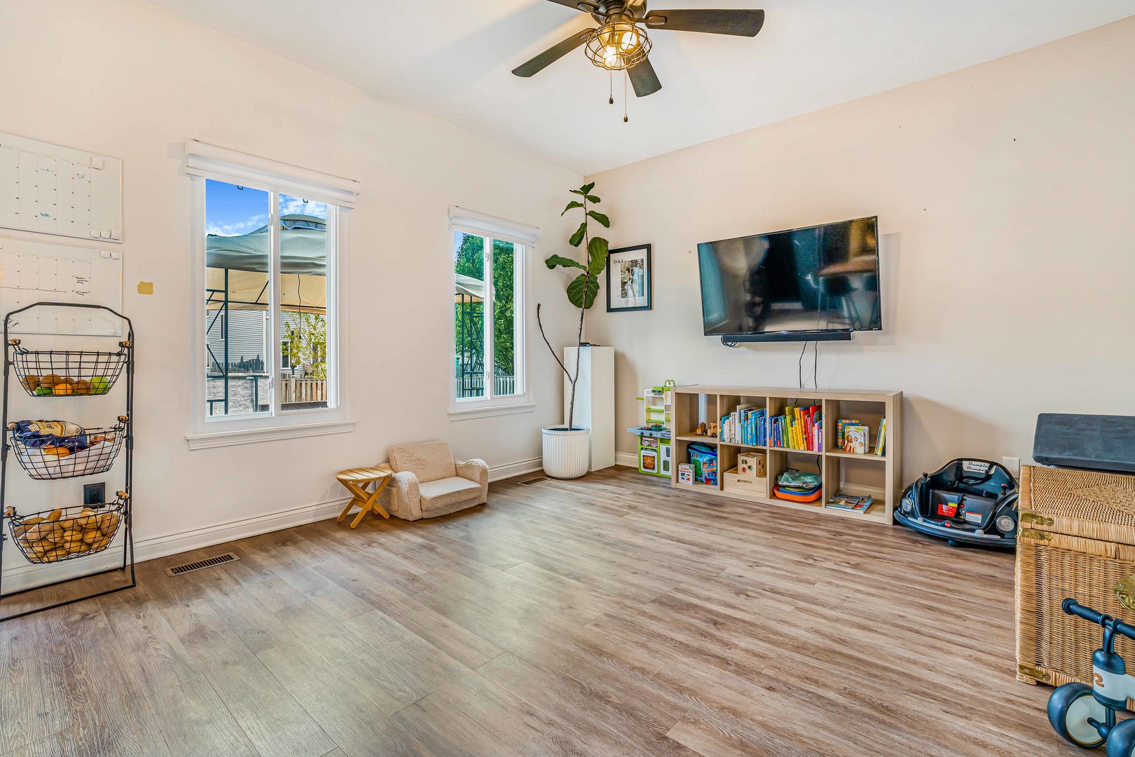 684 Edward Drive, Romeoville, IL 60446