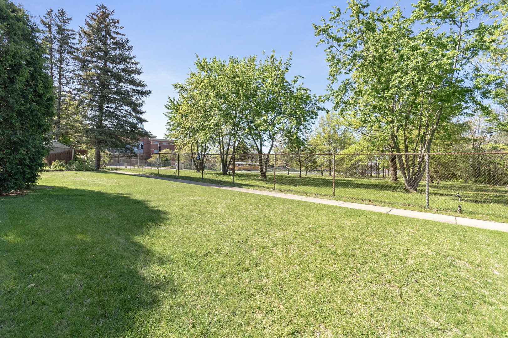 2164 Tellis Lane, Lisle, IL 60532