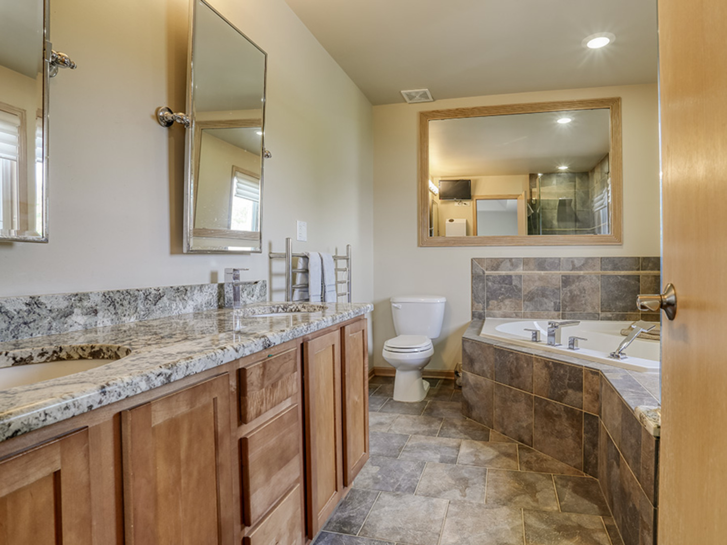 1372 Pheasant Chase Circle, Beecher, IL 60401