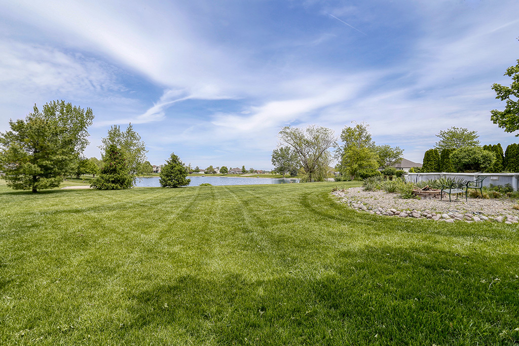 1372 Pheasant Chase Circle, Beecher, IL 60401