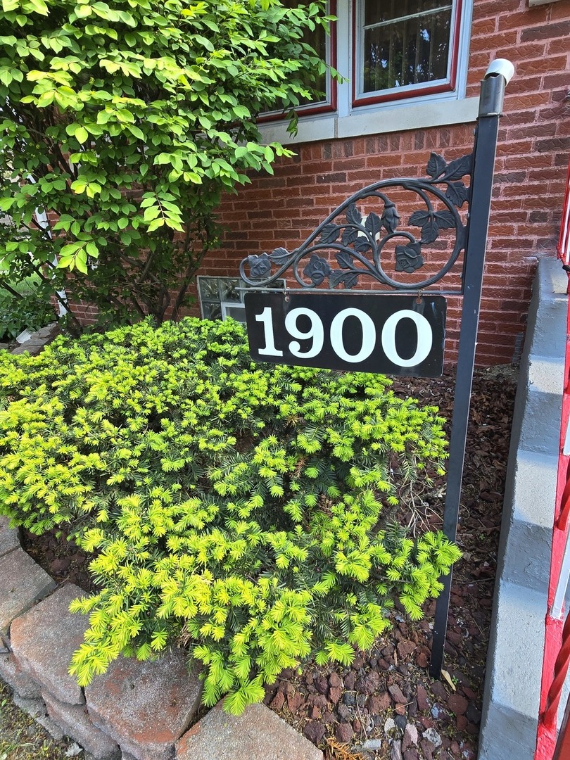 1900 S 23rd Avenue, Maywood, IL 60153