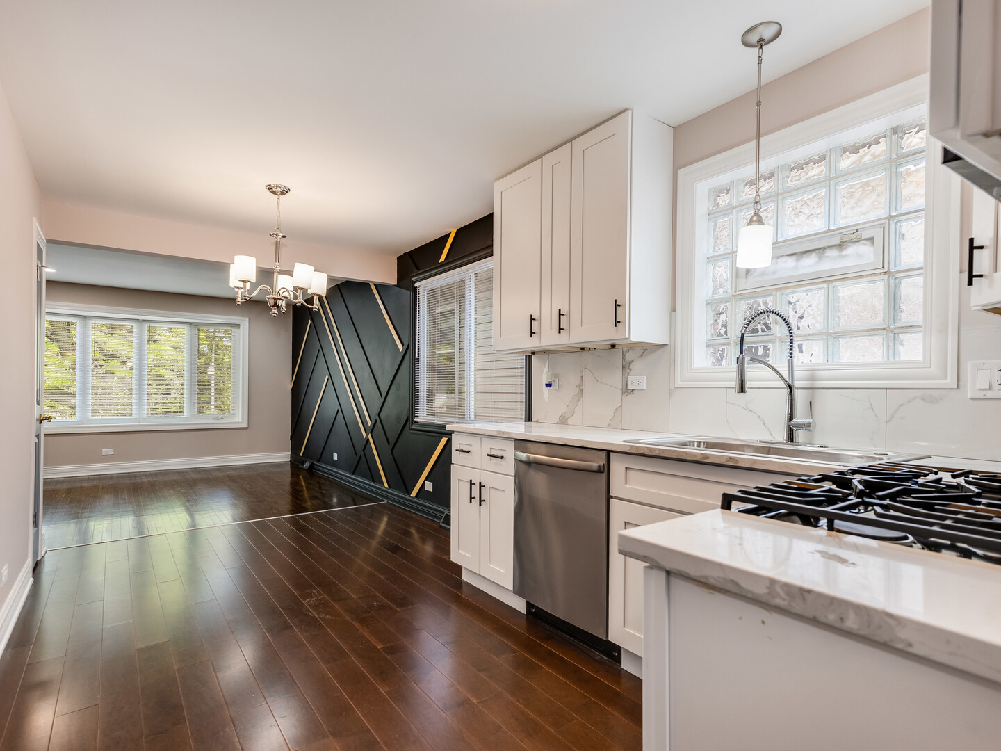 1331 W 112th Street, Chicago, IL 60643