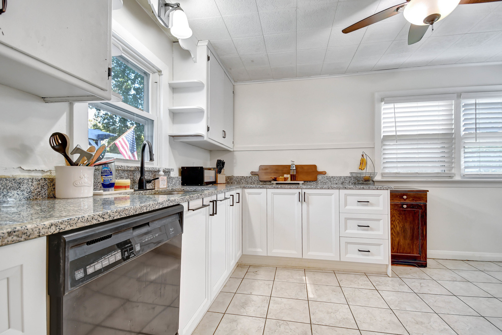 16957 Sayre Avenue, Tinley Park, IL 60477