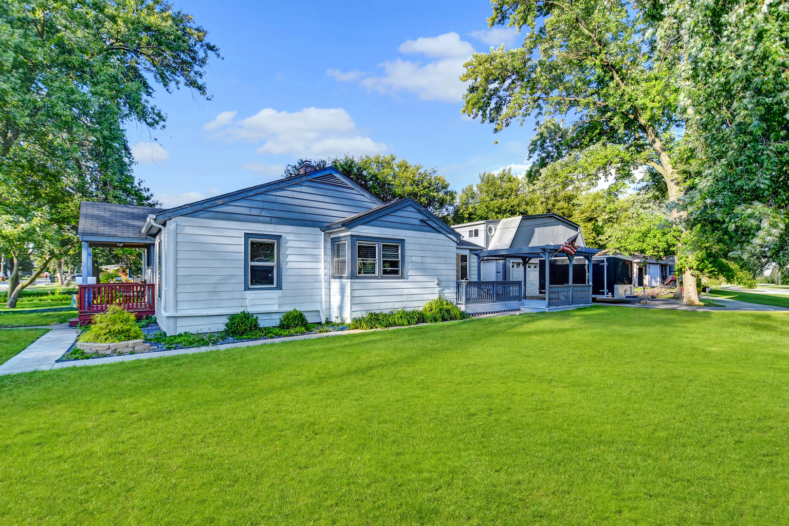 16957 Sayre Avenue, Tinley Park, IL 60477
