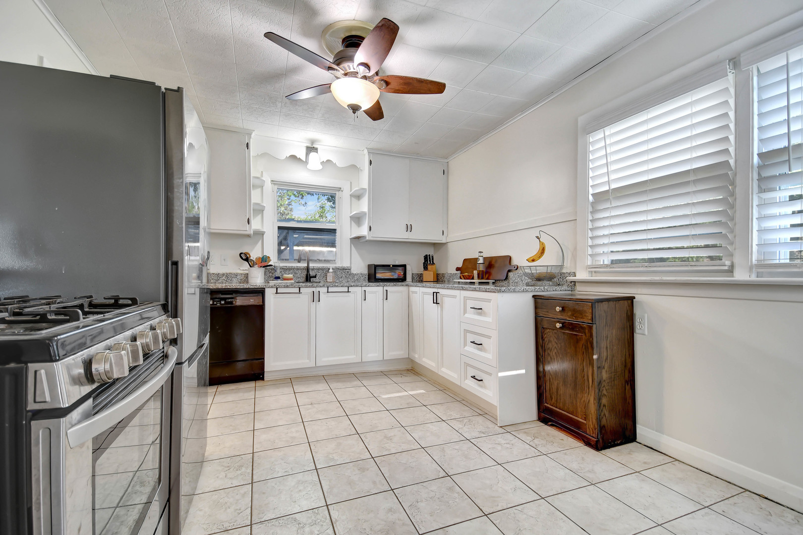 16957 Sayre Avenue, Tinley Park, IL 60477