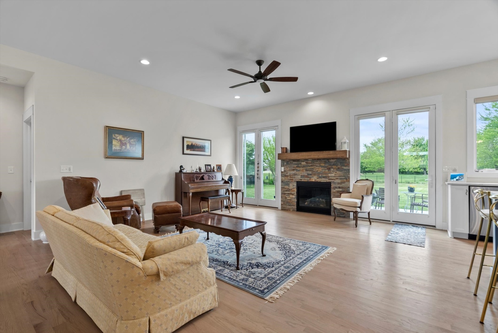 2803 Ninovan Lane, Minooka, IL 60447