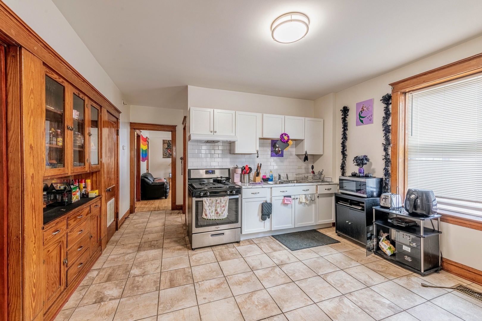 7601 W 60th Place, Summit, IL 60501