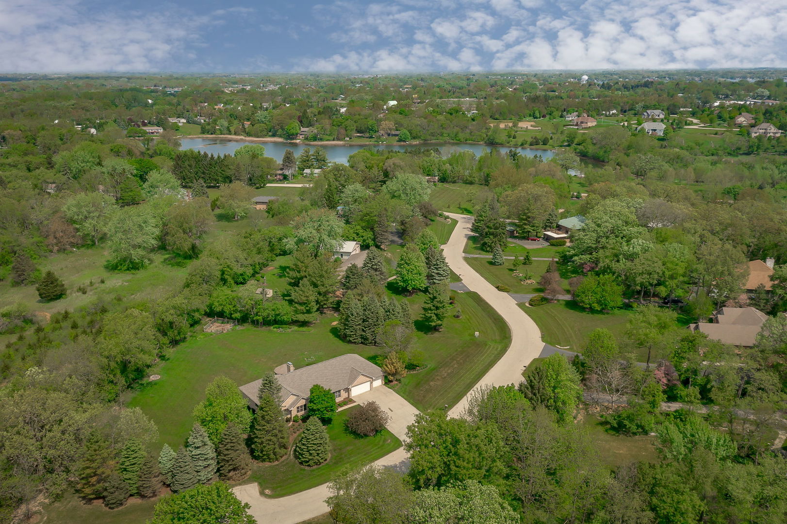 26032 W Laurel Court, Wauconda, IL 60084