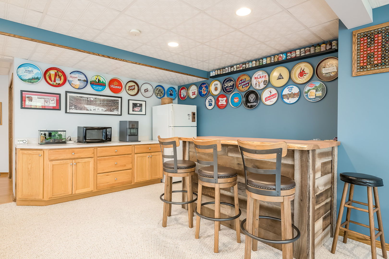 26032 W Laurel Court, Wauconda, IL 60084