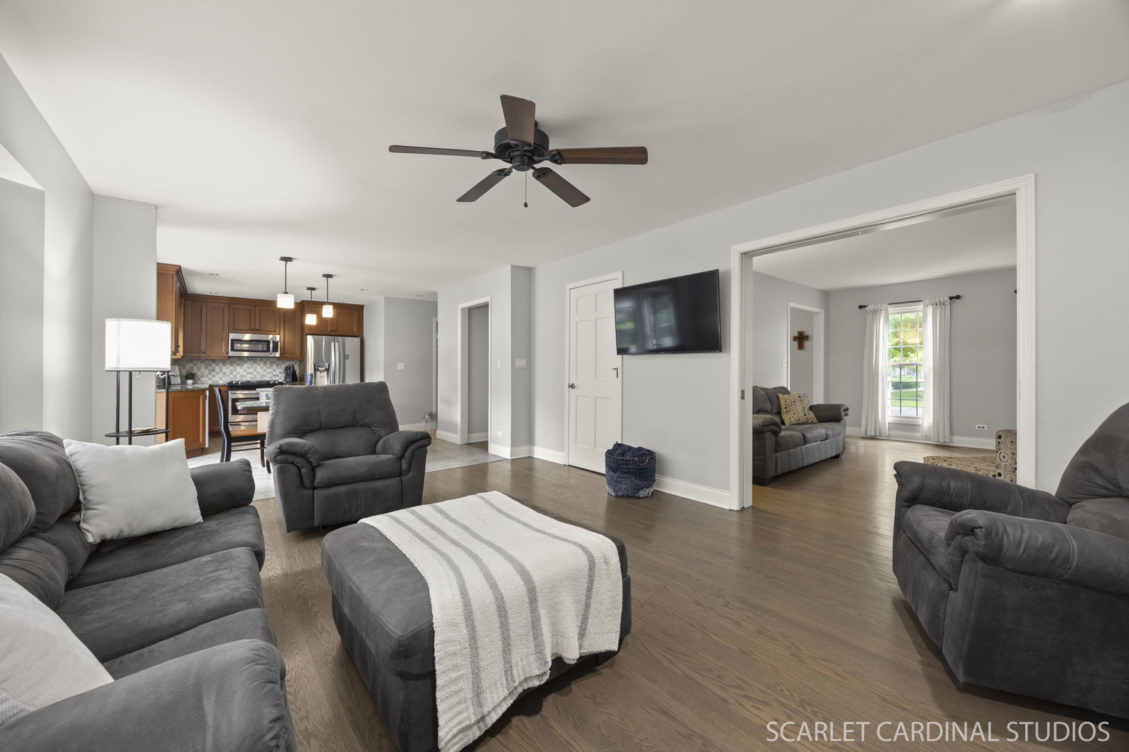 1539 Abbotsford Drive, Naperville, IL 60563