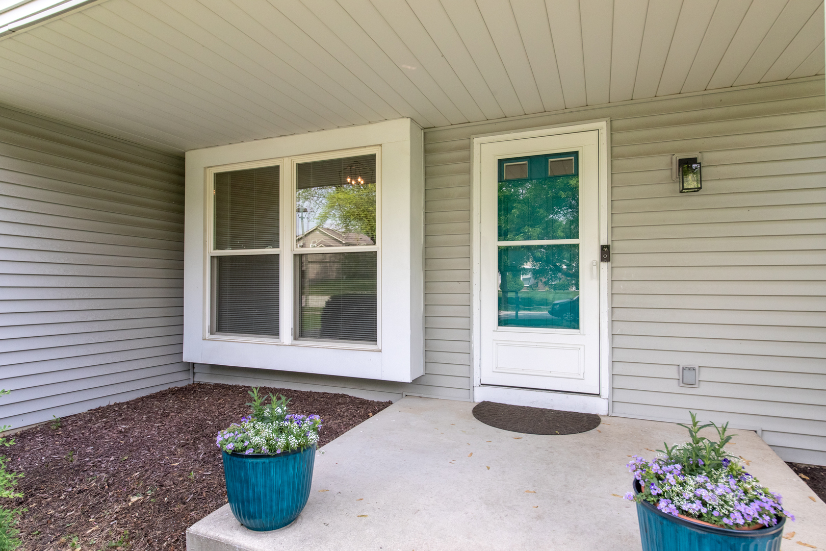 2060 Navarone Drive, Naperville, IL 60565